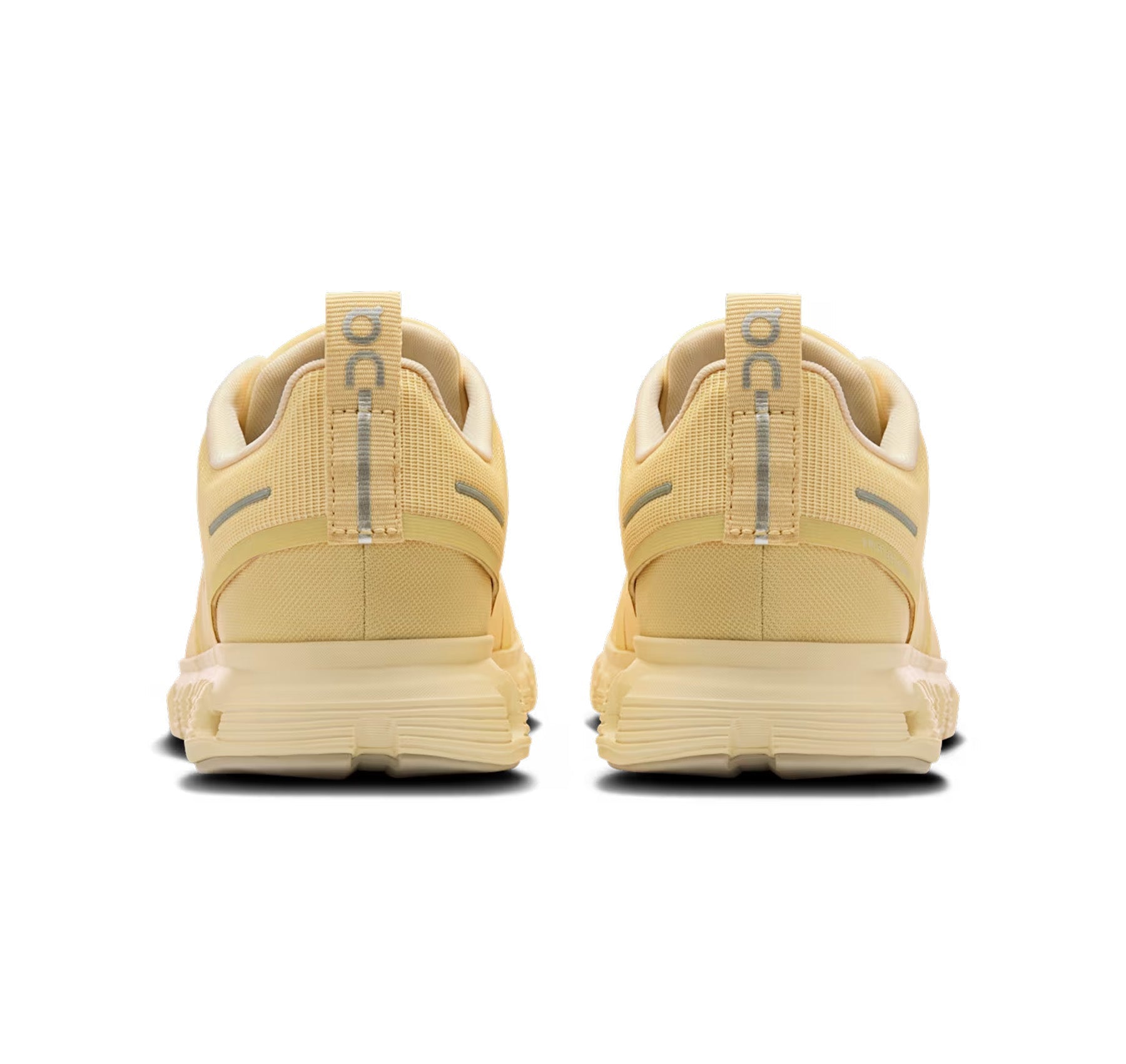 ON Women's Cloud 6 Waterproof Nectar/Castor