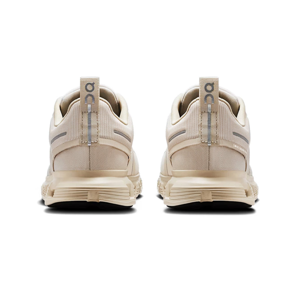ON Women's Cloud 6 Waterproof Pearl/Cream