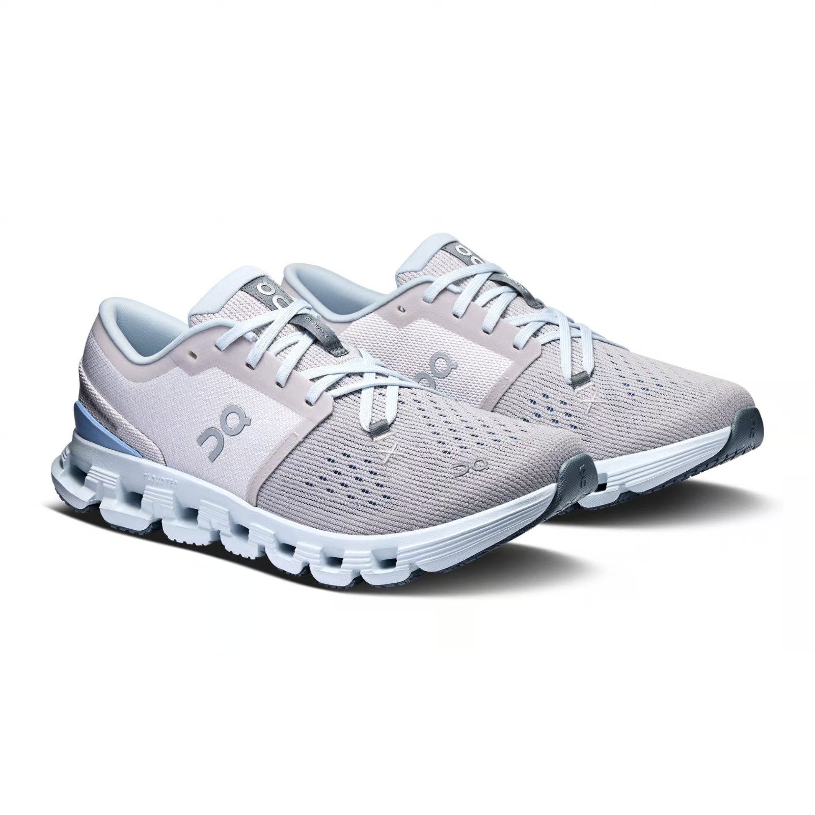 On Running Cloud X 4 Silver Chambray