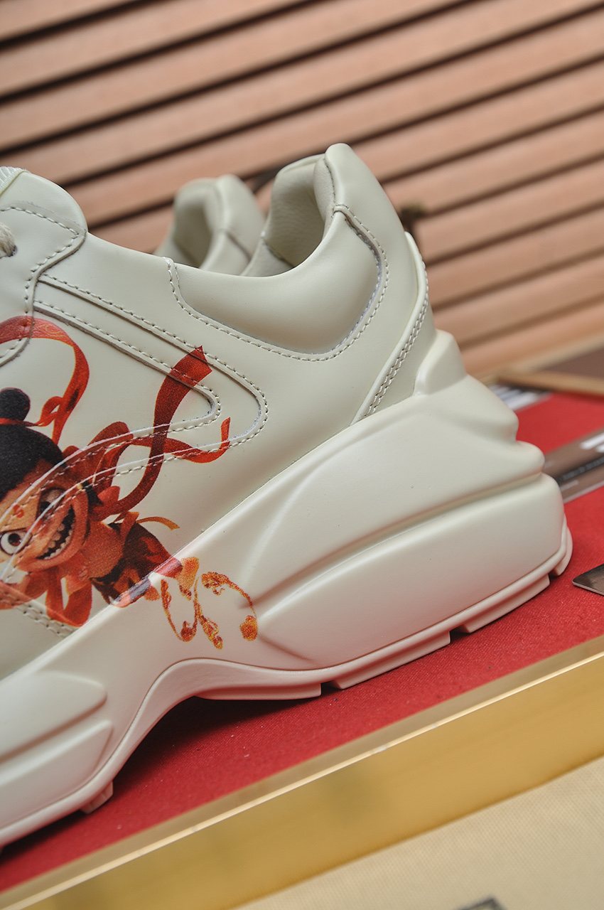 Gucci White Chunky Sneakers — detail