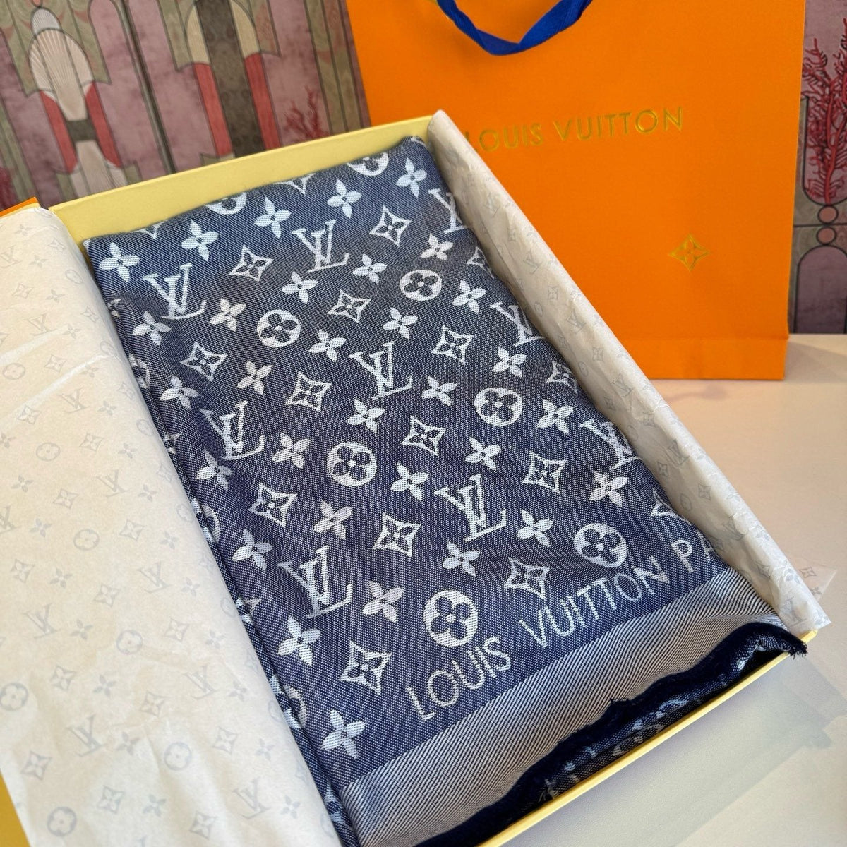 Louis Vuitton Patterned Woven Scarf — front