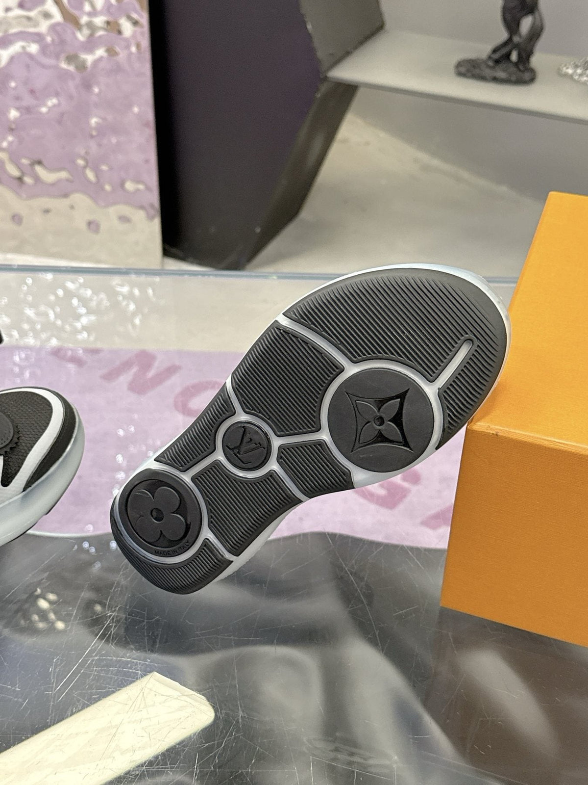 Louis Vuitton Mesh Panel Low-Top Sneakers — detail