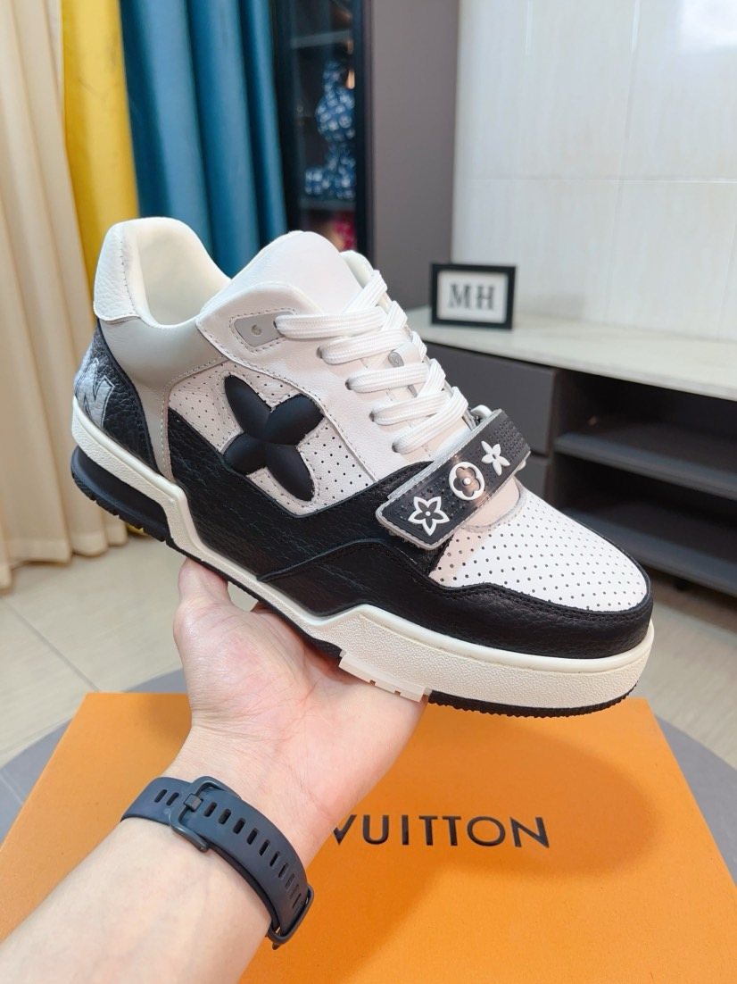 Louis Vuitton Black and White Low-Top Sneakers — side