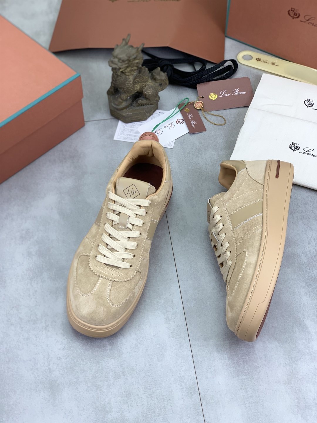 微商相册测试鞋子-Loro Piana Beige Low-Top Sneakers — side