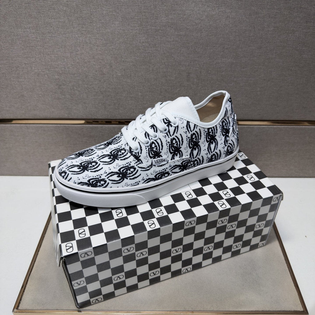 Vans Black Graphic Print Low-Top Sneakers — side