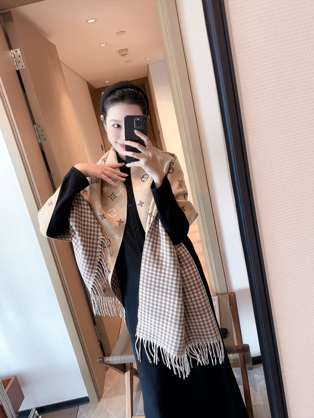 Louis Vuitton Reversible Monogram Scarf — hero
