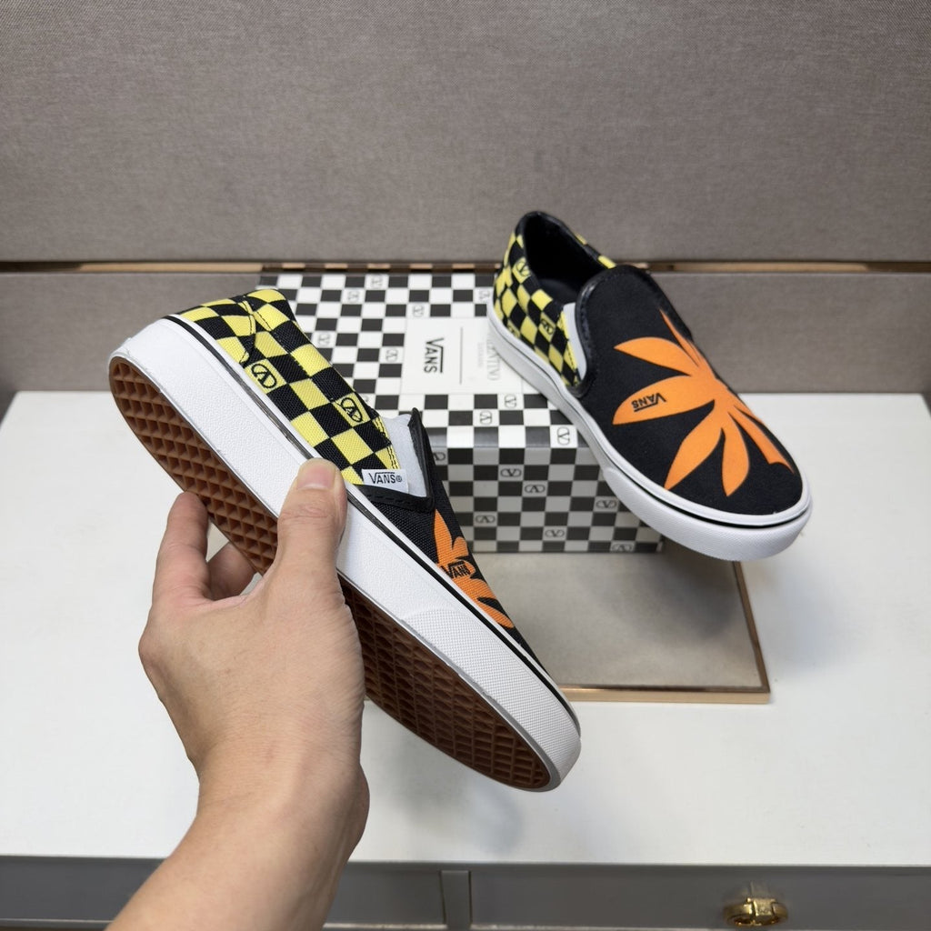 Vans Graphic Slip-On Sneakers — detail