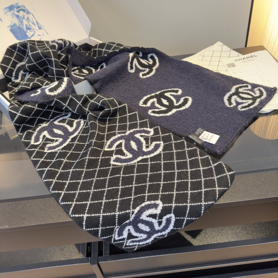 Chanel Graphic Motif Knit Scarf — front