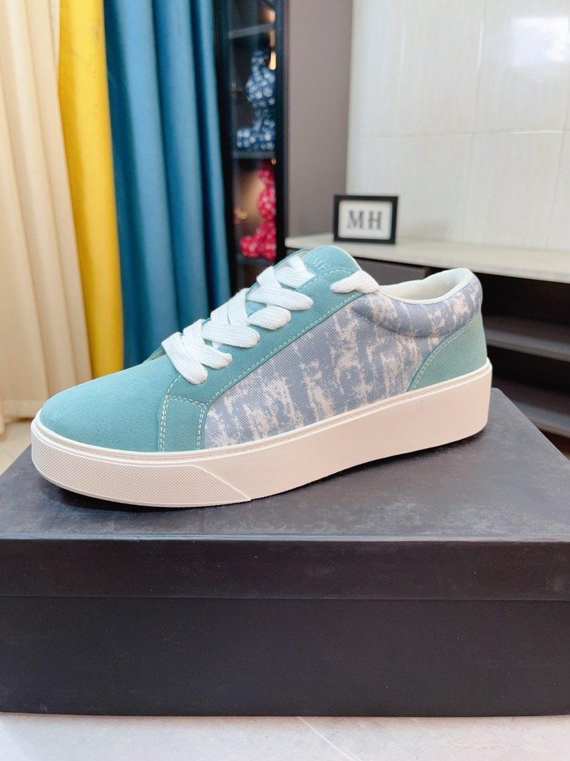 NUMERIS Turquoise Patterned Low-Top Sneakers — front