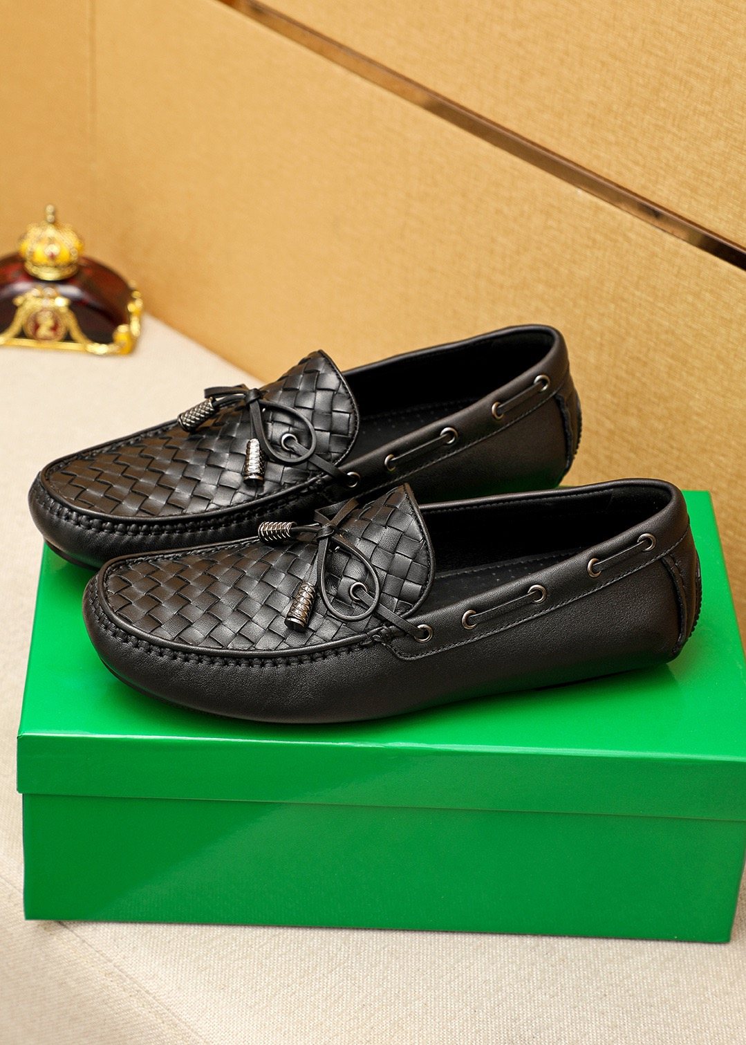 Bottega Veneta Black Woven Bow Loafers — front