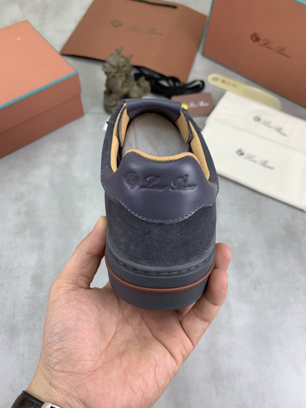 微商相册测试鞋子-Loro Piana Navy Panel Low-Top Sneakers — back