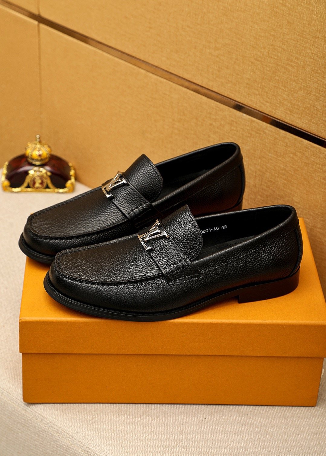 Louis Vuitton Black Pebbled Loafers — hero