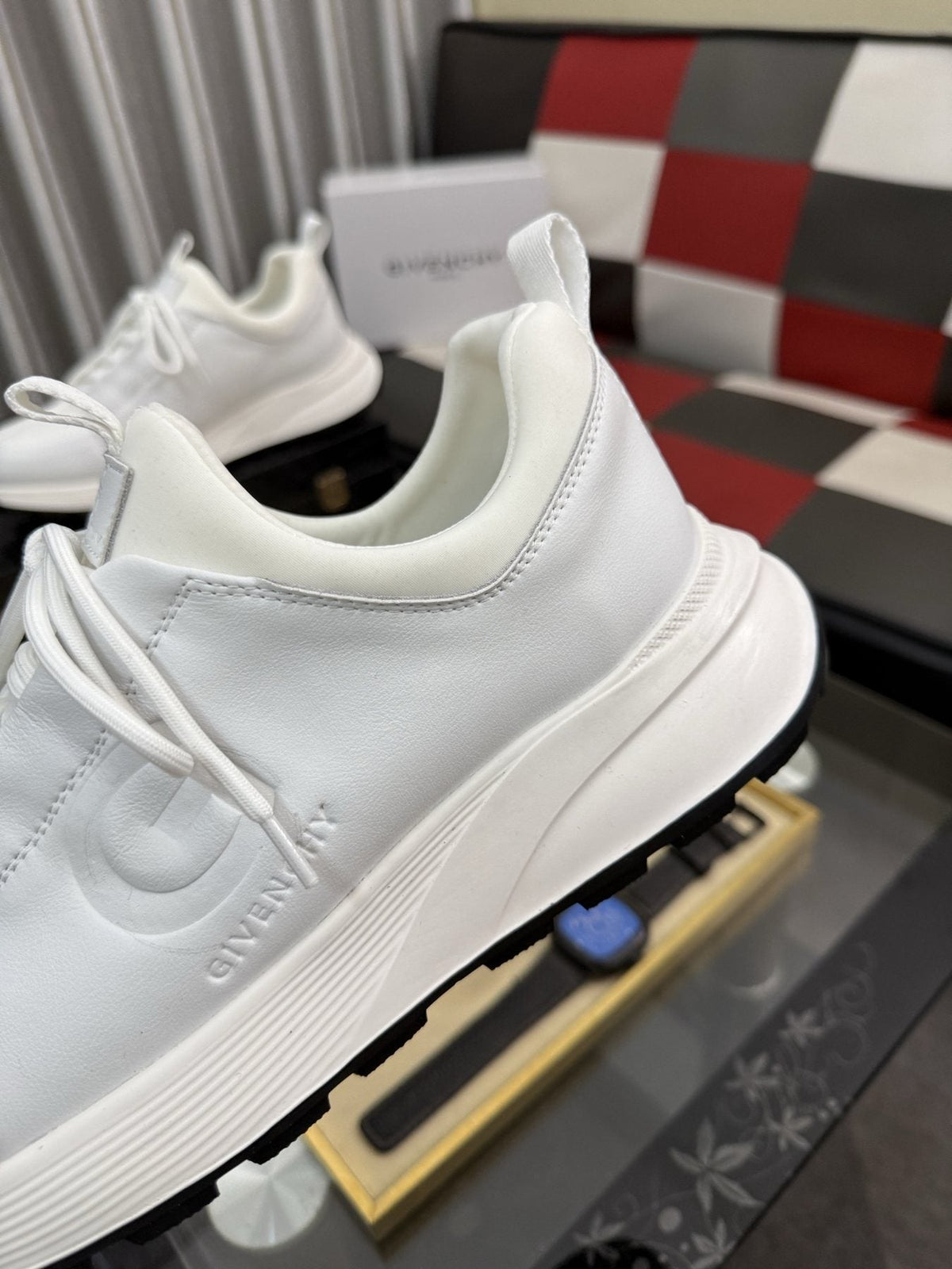 GIVENCHY Low-Top Logo Strap Sneakers — detail
