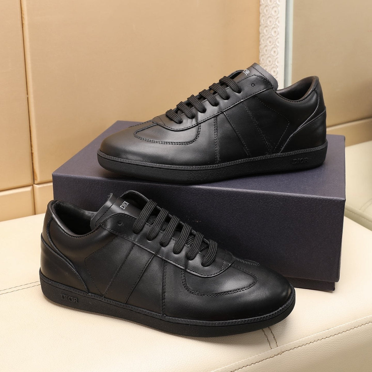 Dior B01 Matchpoint Low-Top Sneakers — side
