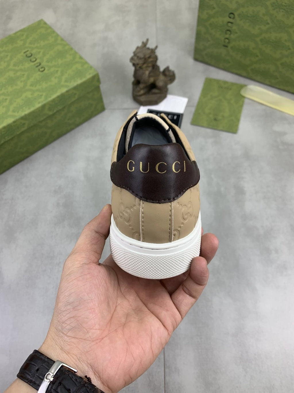 微商相册测试鞋子-Gucci Green-Red Stripe Slip-On Sneakers — detail