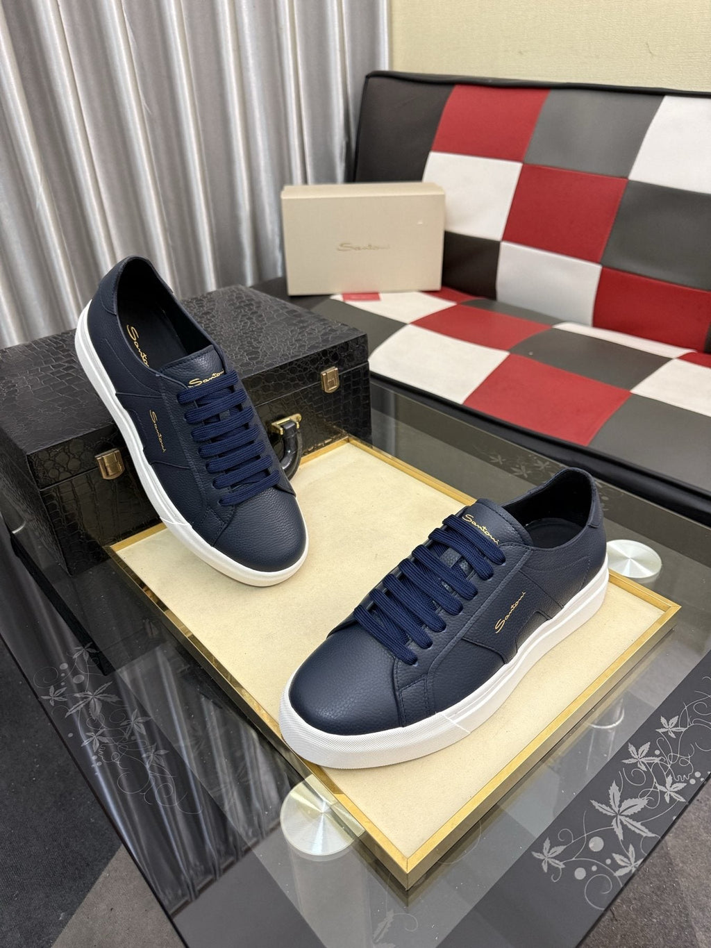 Santoni Textured Low-Top Sneakers — model