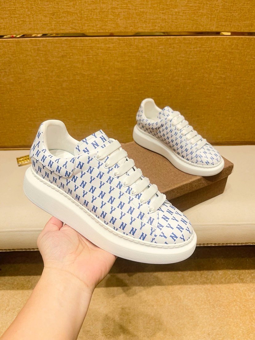 Patterned Low-Top Sneakers — front