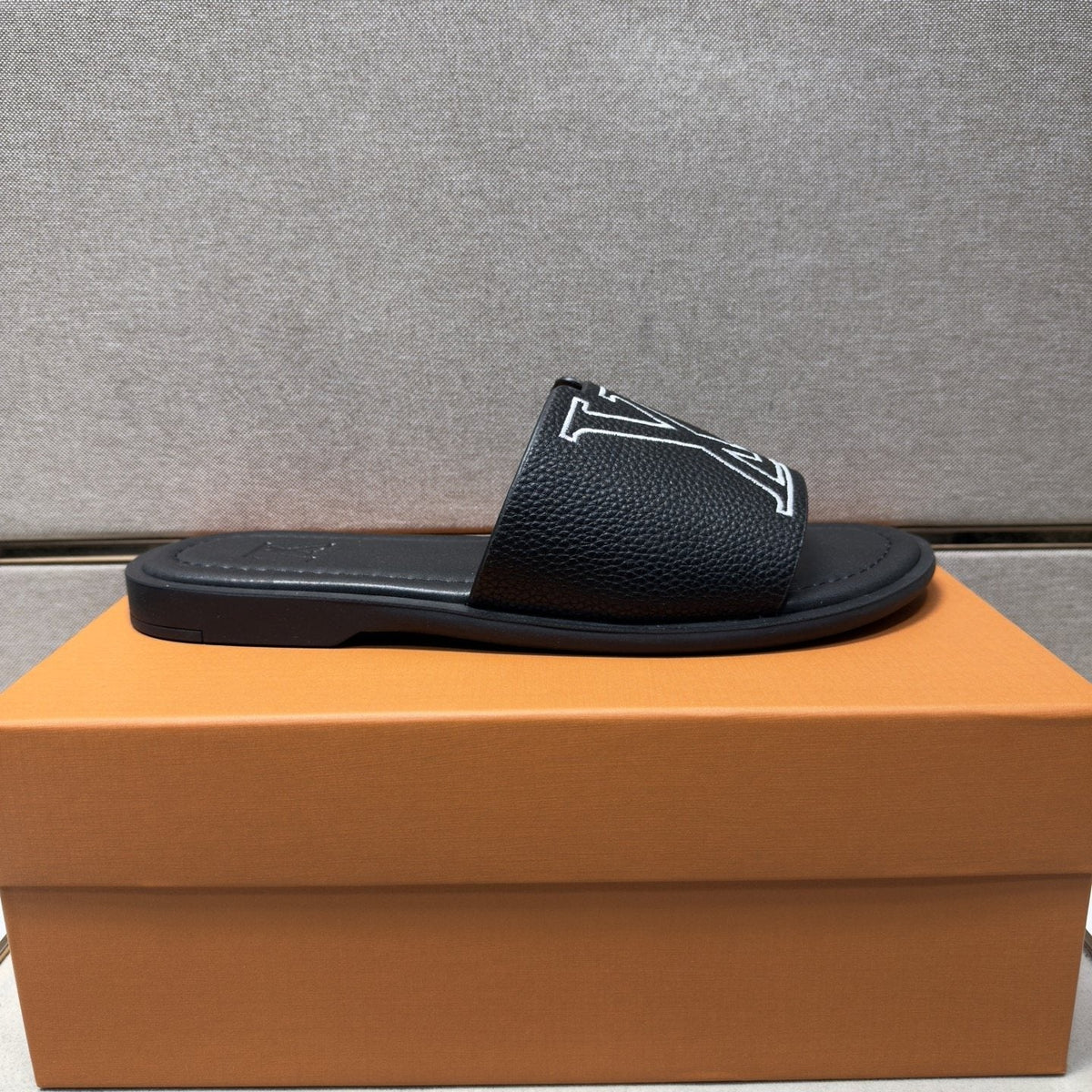 Louis Vuitton Men's Outlined LV Slide Sandals — front