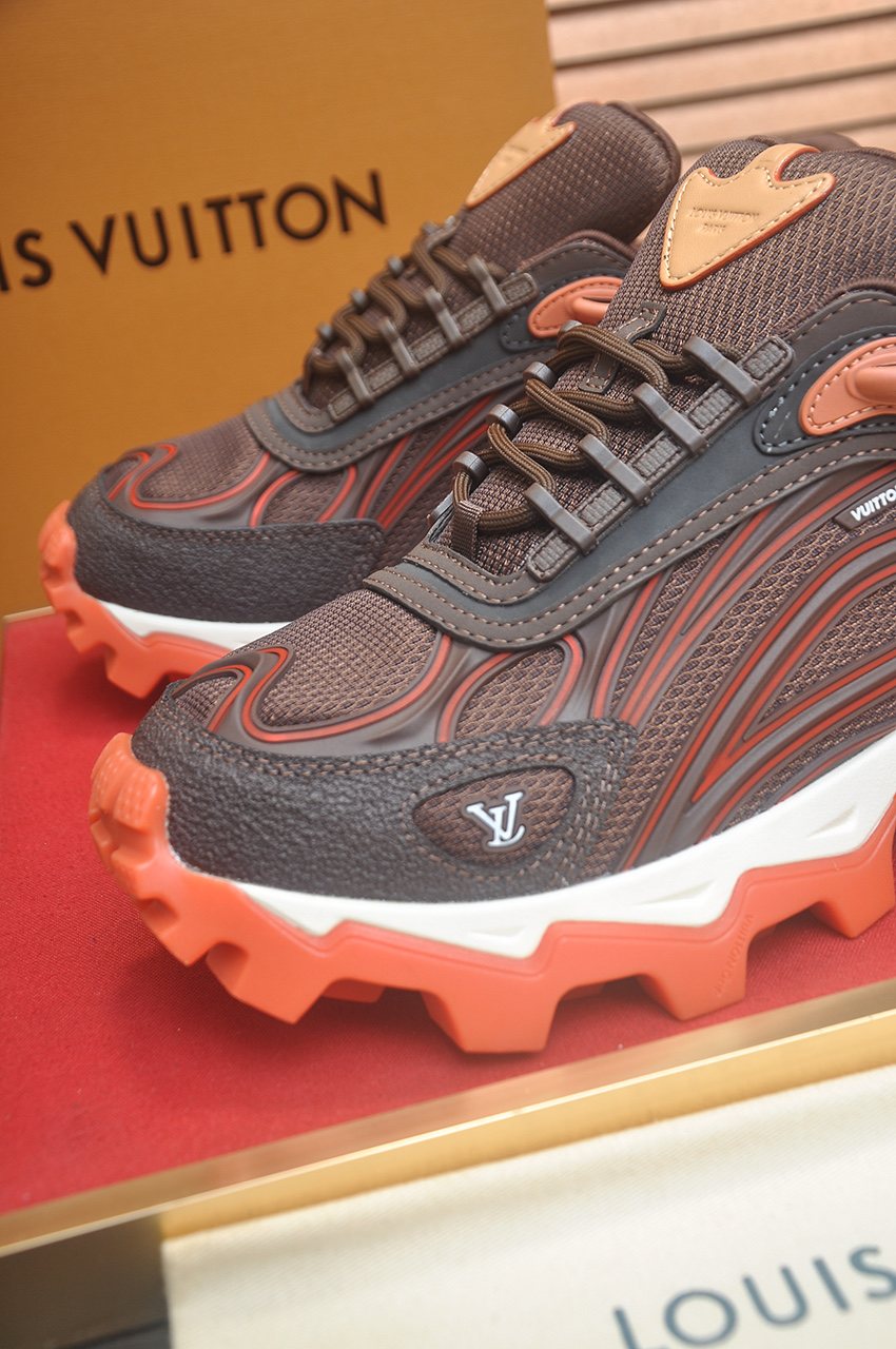 Louis Vuitton Low-Top Lug Sole Sneakers — back