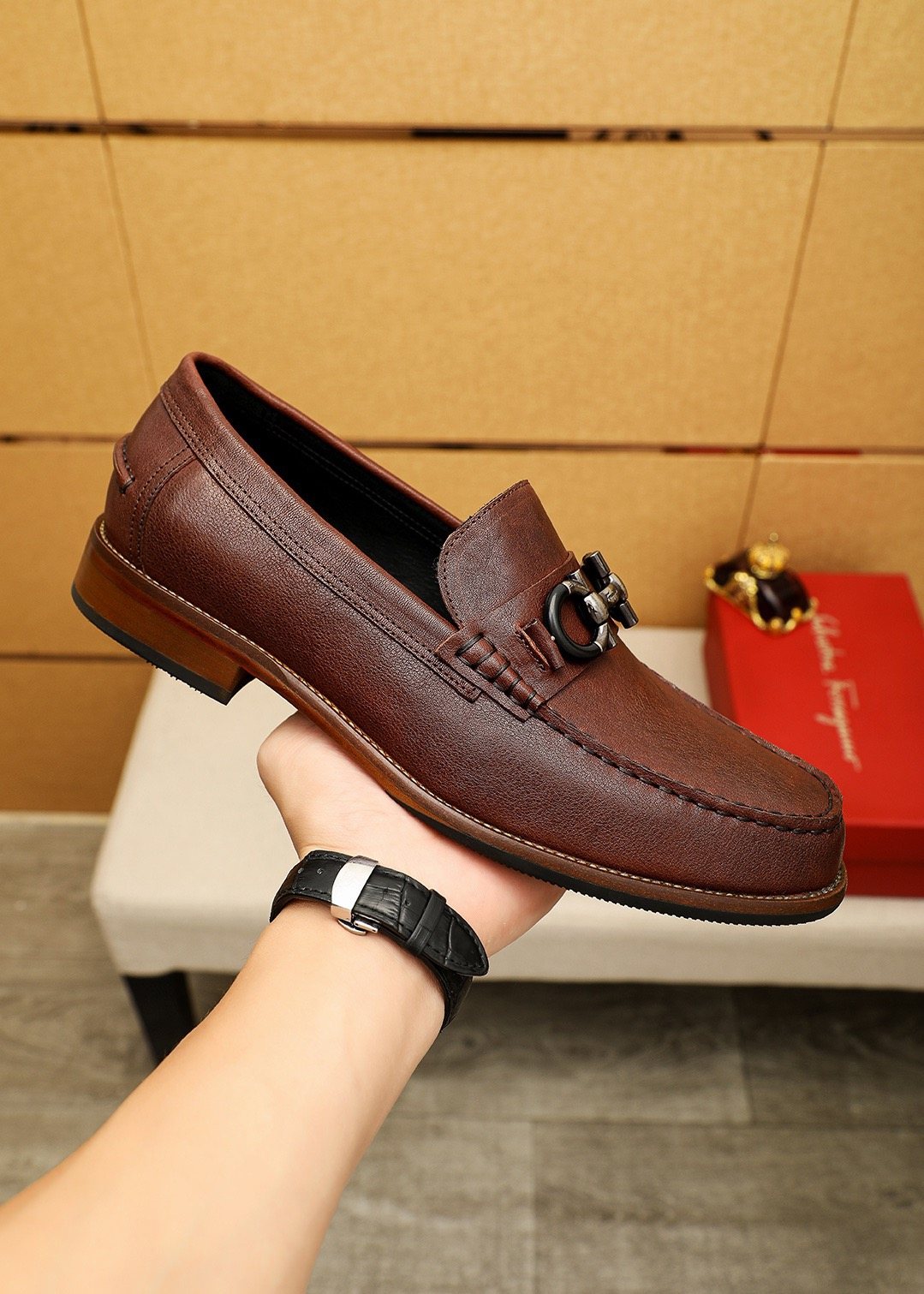 微商相册测试鞋子-Salvatore Ferragamo Leather Bit Loafers — side