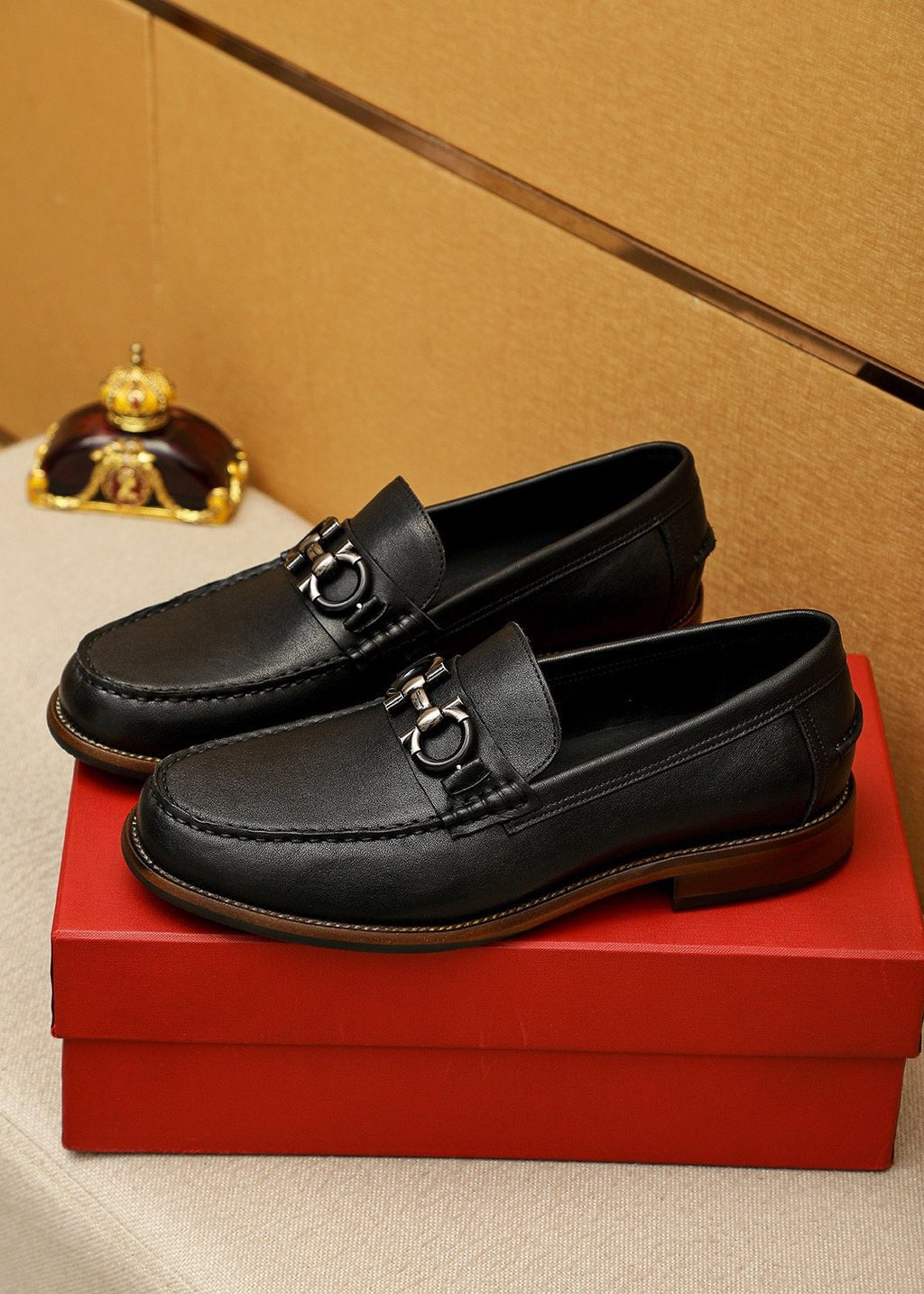 微商相册测试鞋子-Salvatore Ferragamo Leather Bit Loafers — front