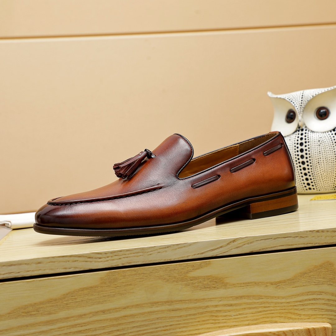 Louis Vuitton Men's Tassel Loafers — side
