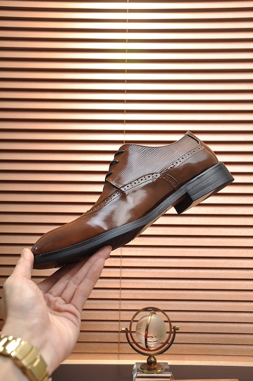 Louis Vuitton Textured Panel Lace-Up Dress Shoes — side