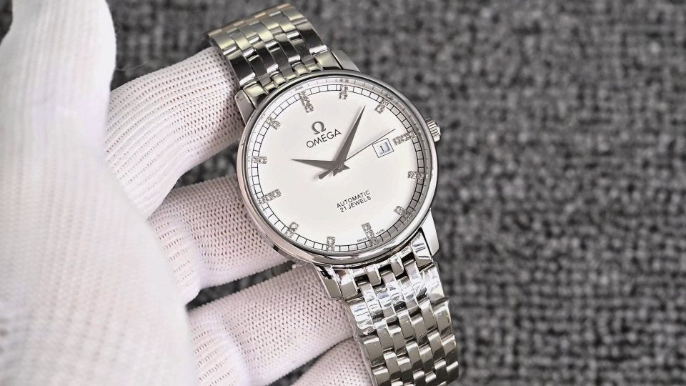 Silver White Dial Bracelet Watch — front