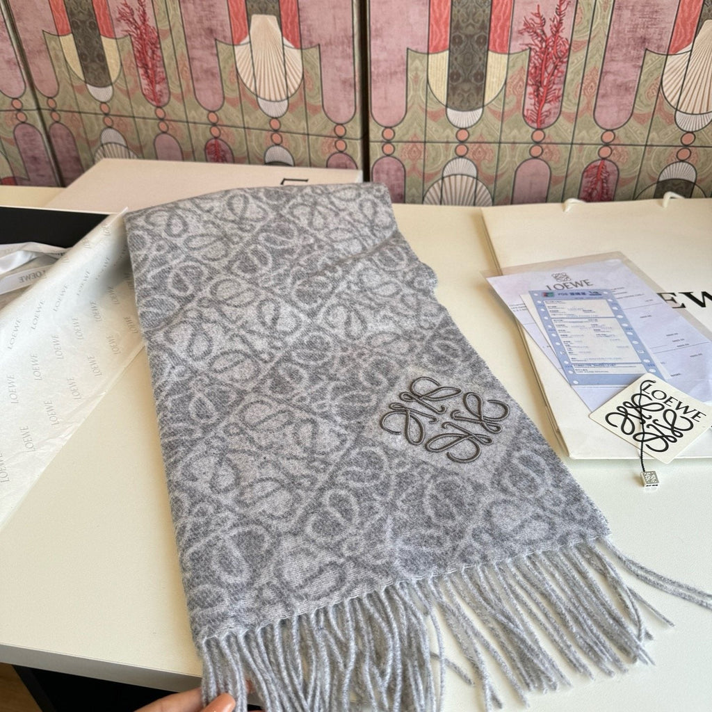LOEWE Fringed Pattern Scarf — front