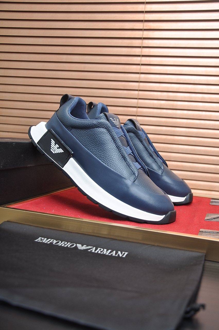 Armani Eagle-Accent Low-Top Sneakers — front