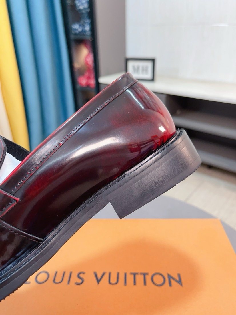 Louis Vuitton Textured Hardware Loafers — detail