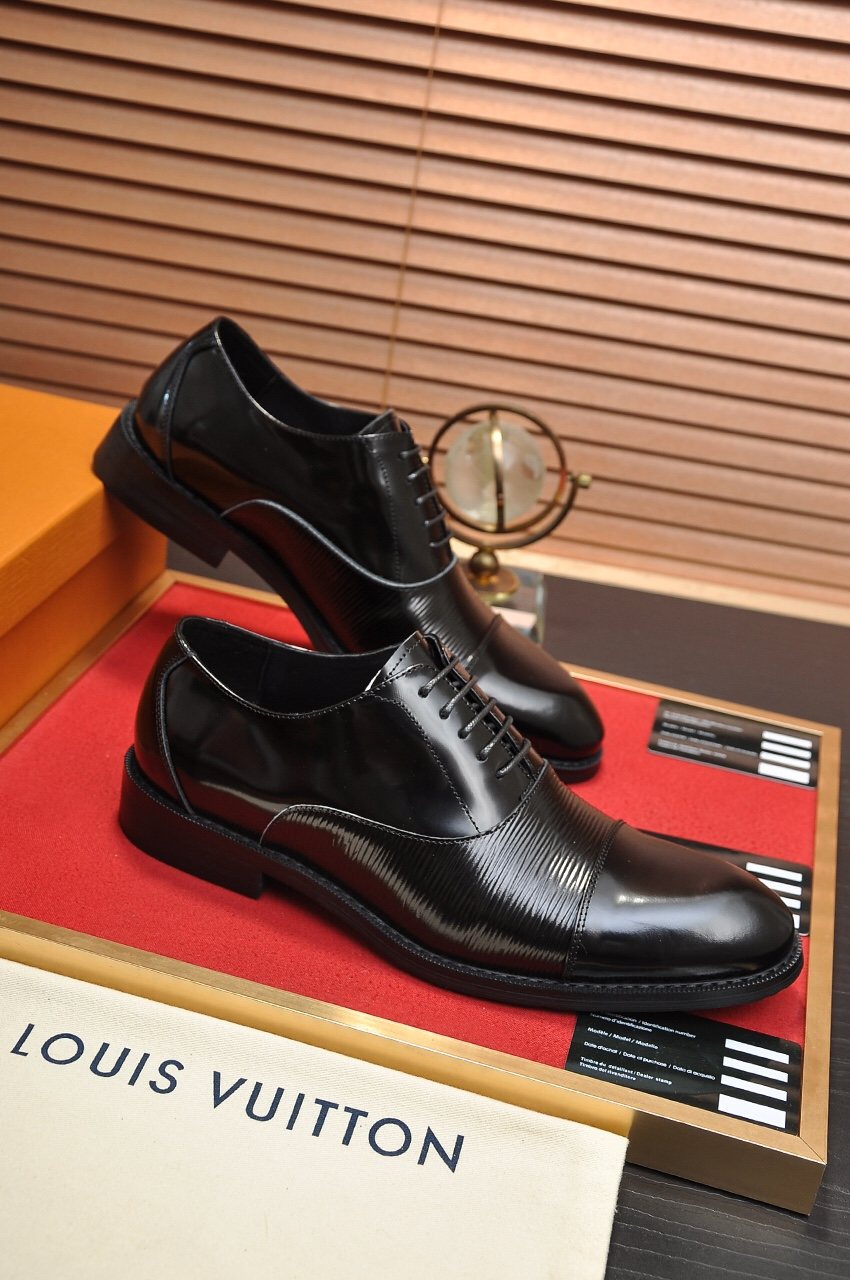Louis Vuitton Lace-Up Dress Shoes — side