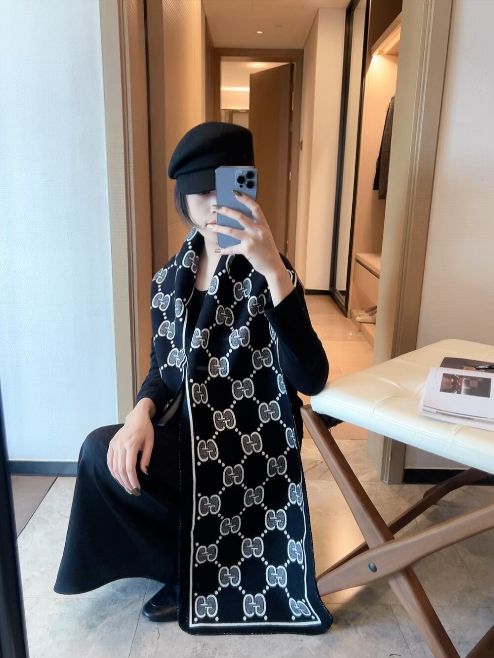 Gucci Fringed Motif Scarf — hero