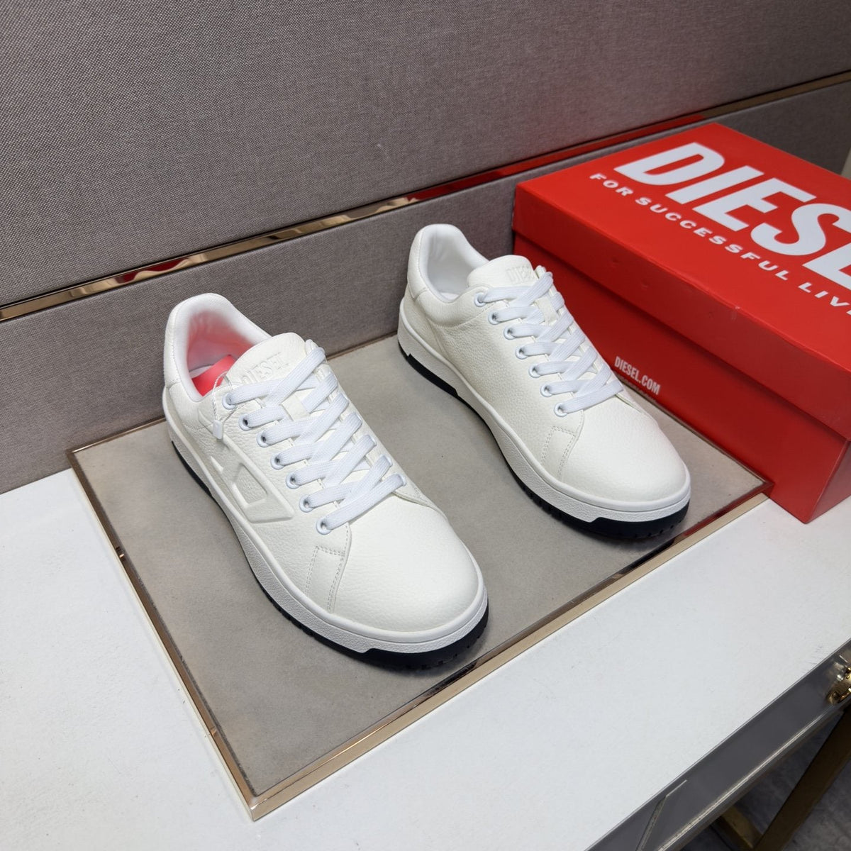 DIESEL Paneled Low-Top Sneakers — front