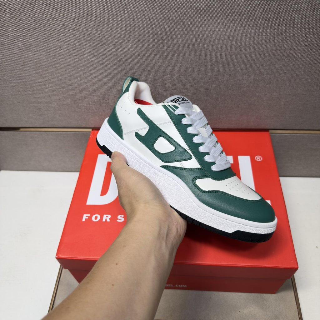 Diesel Panel Low-Top Sneakers — model