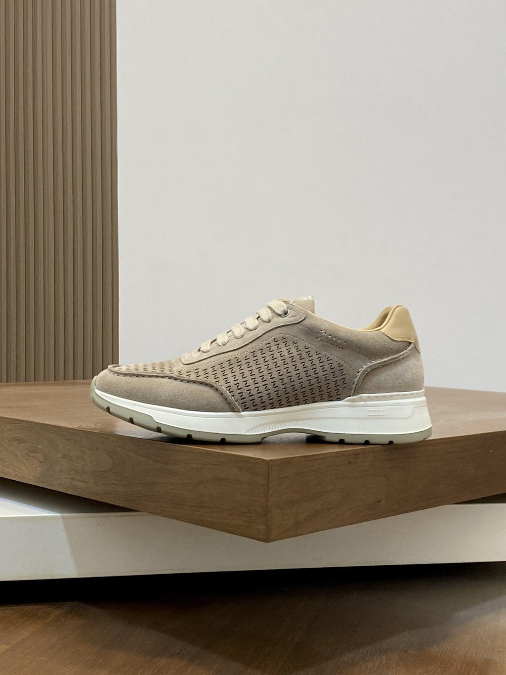 ZILLI Textured Low-Top Sneakers — side