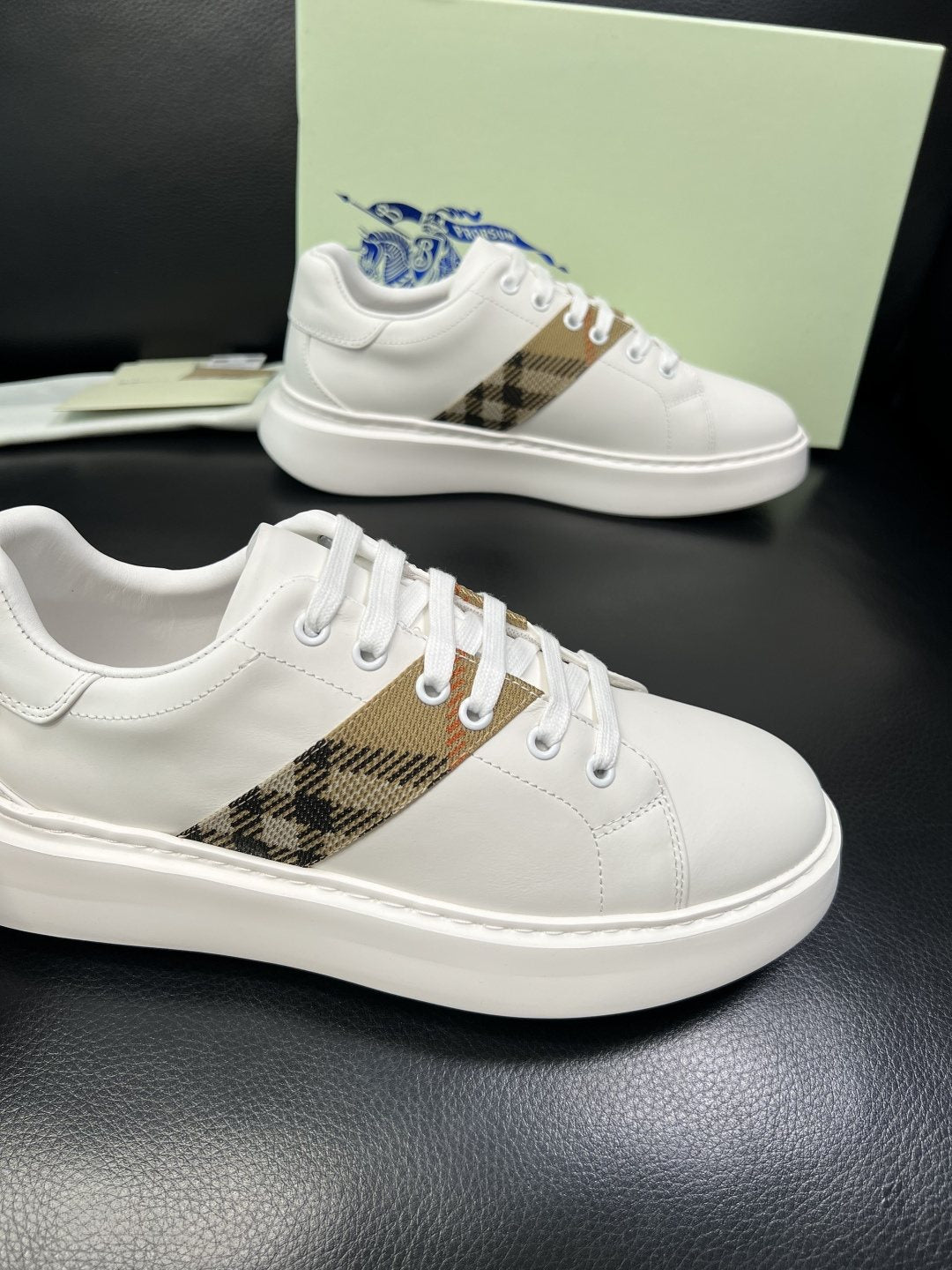 BURBERRY Check-Panel Low-Top Sneakers — side