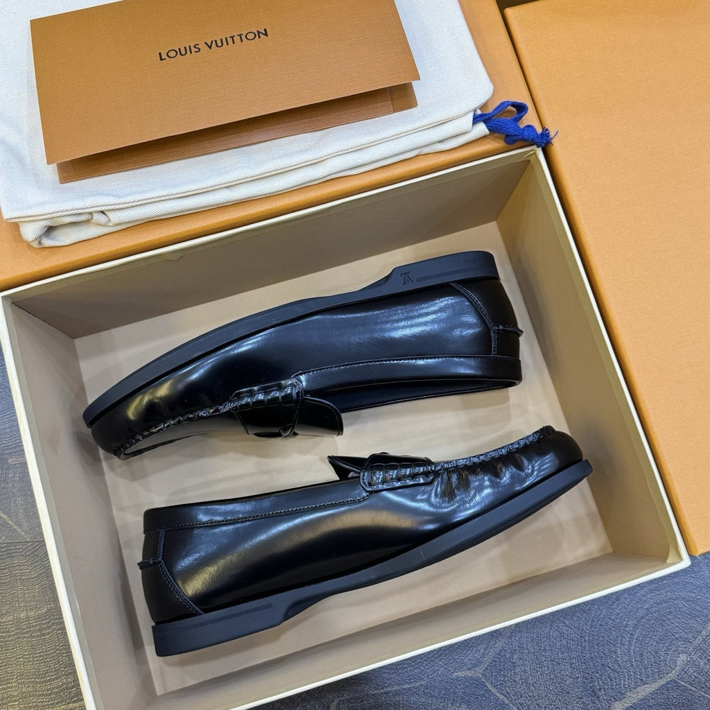 Louis Vuitton Croisette Black Loafers — front