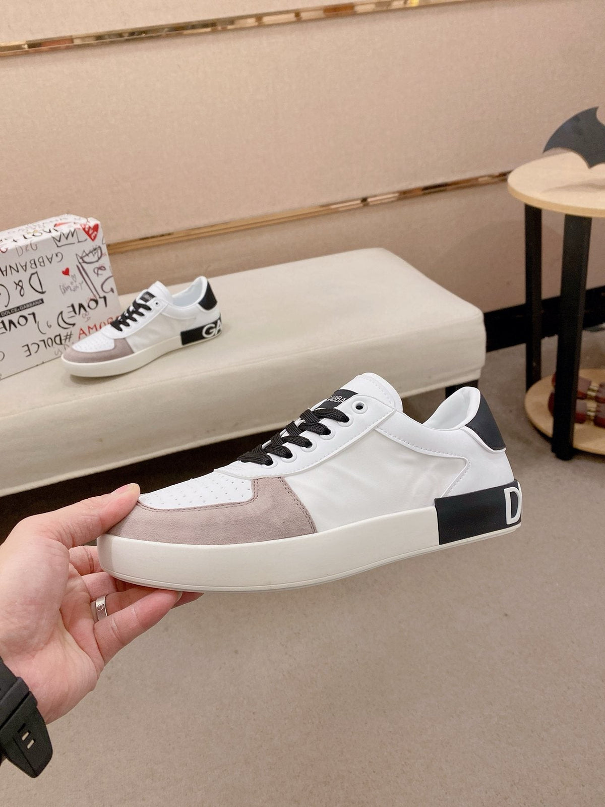 Dolce & Gabbana Contrast Low-Top Sneakers — side