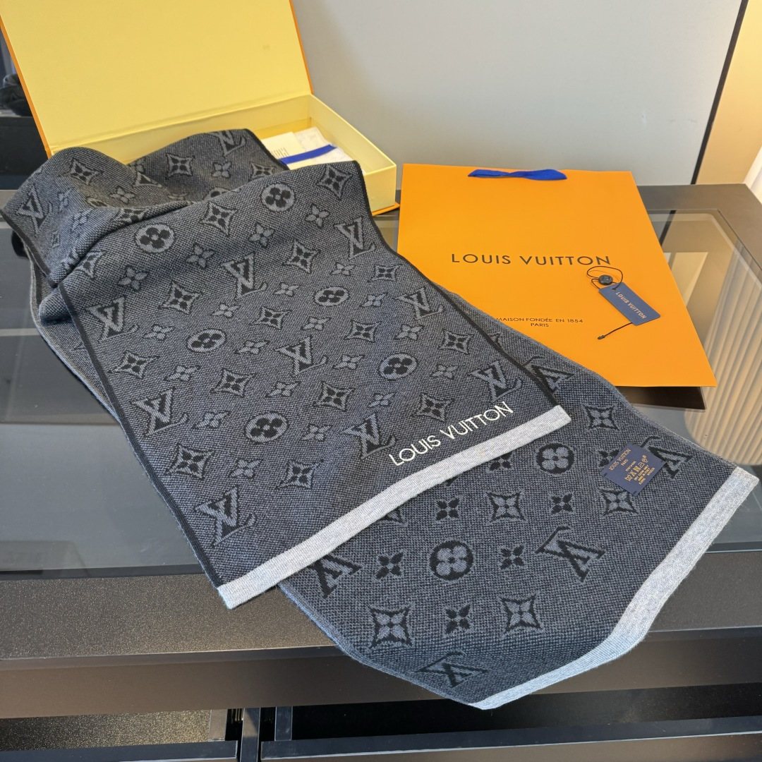 Louis Vuitton Gray Knit Scarf with Contrast Trim — front