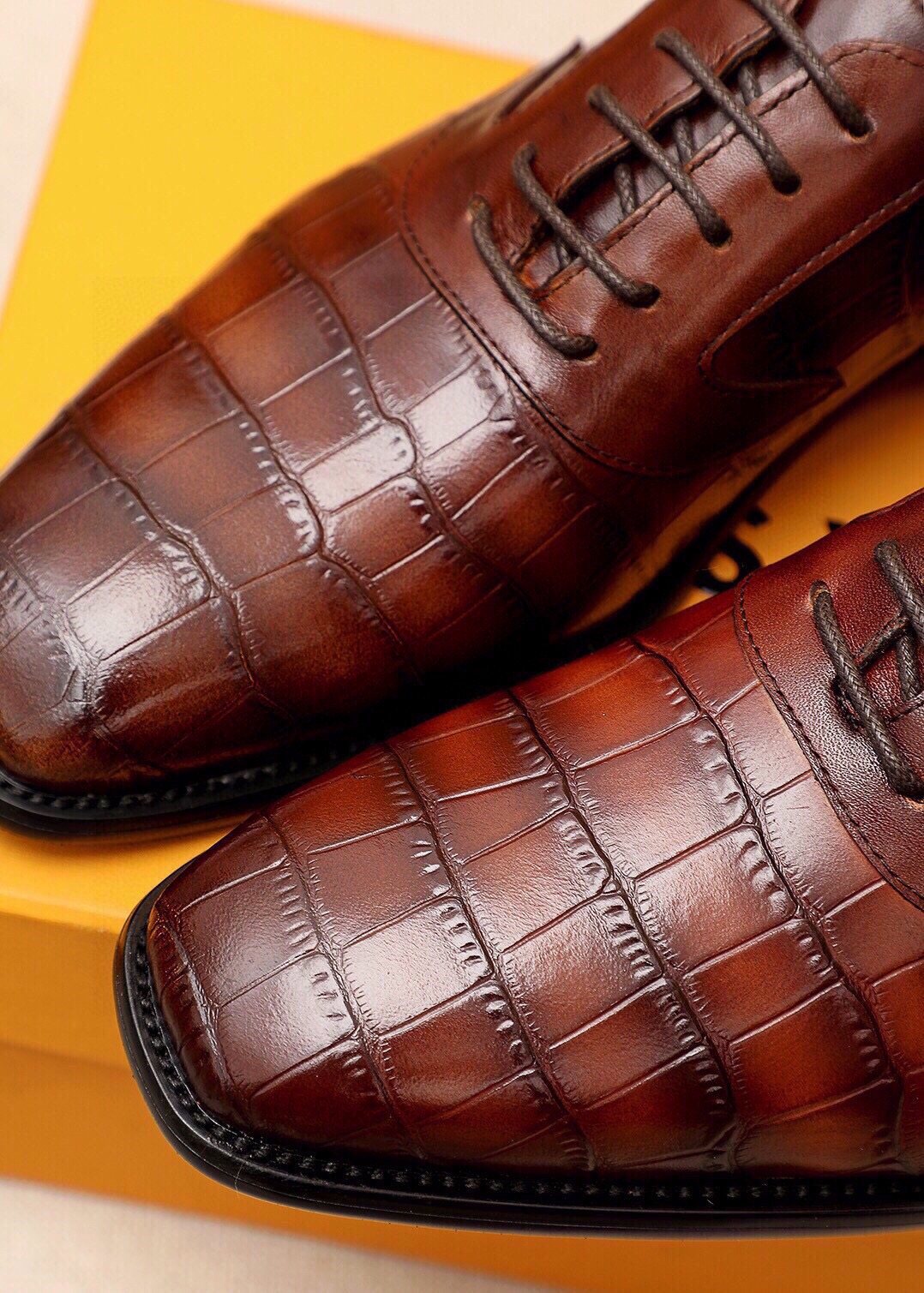 Louis Vuitton Crocodile-Embossed Lace-Up Dress Shoes — detail