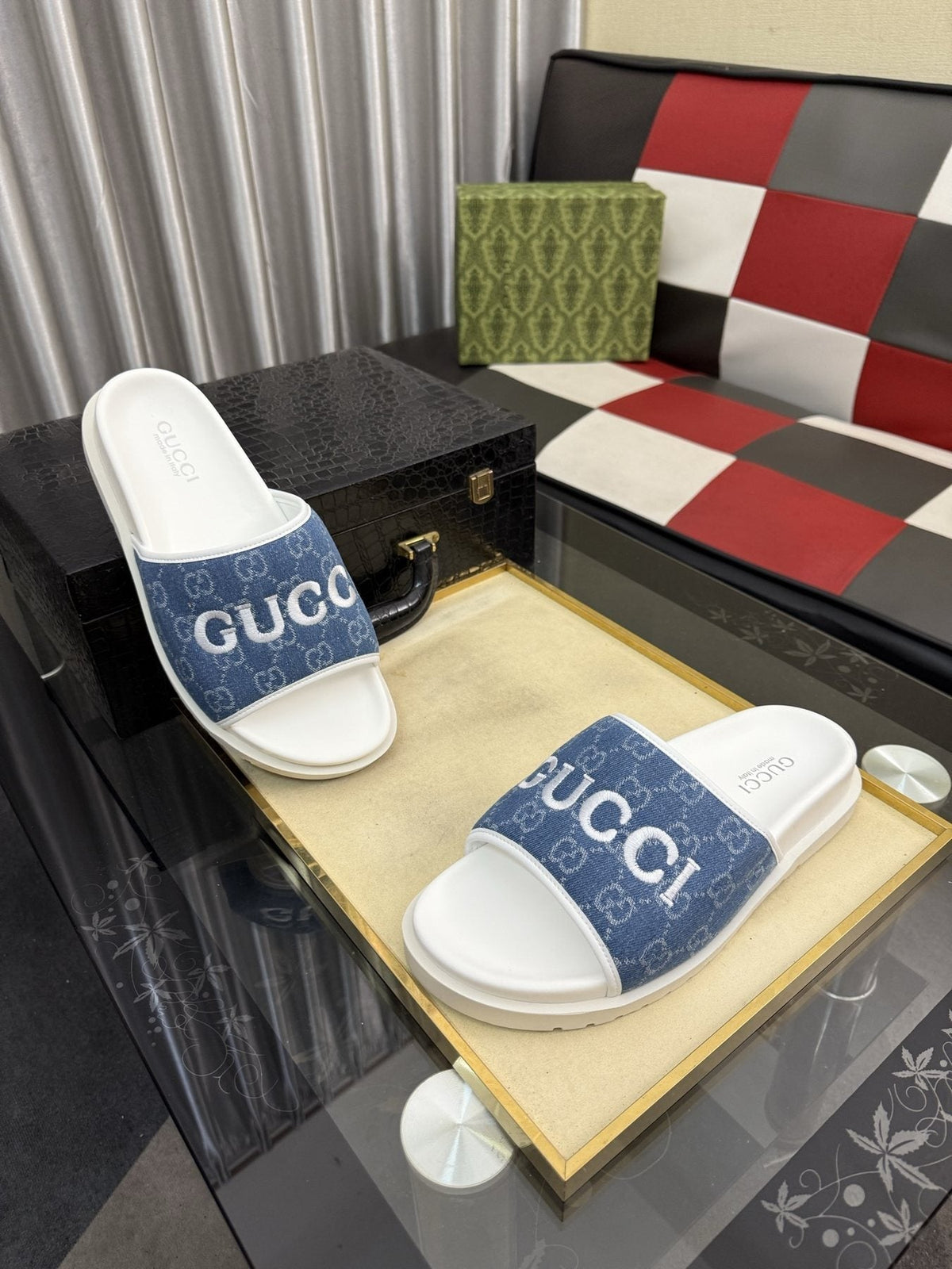 Gucci Logo Strap Slide Sandals — front