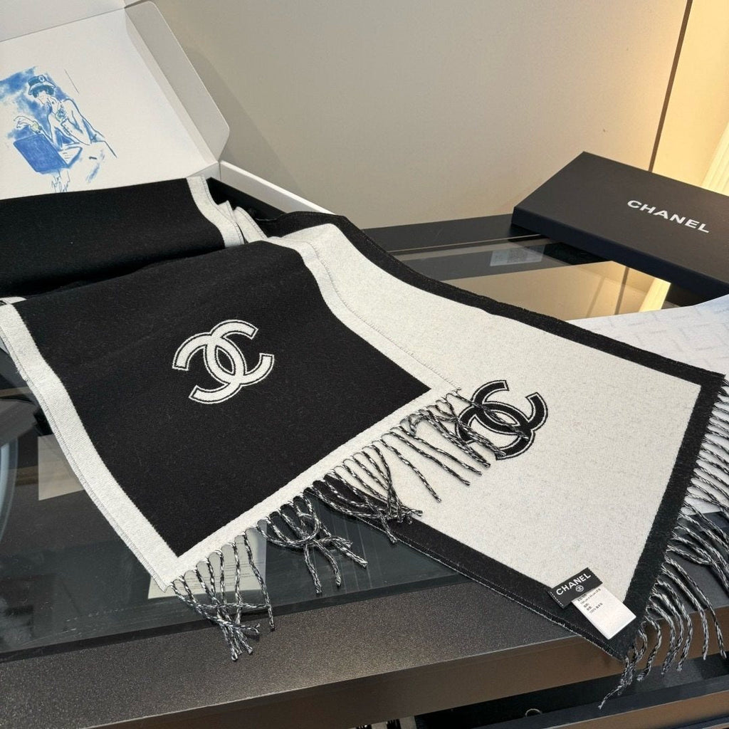 Chanel Contrast Panel Fringed Scarf — side