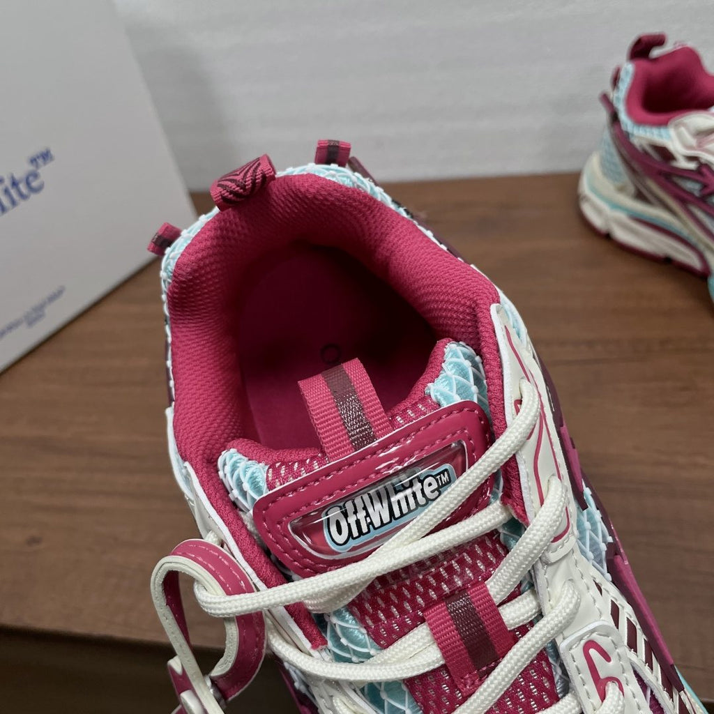 Off-White Layered Running Shoes — detail