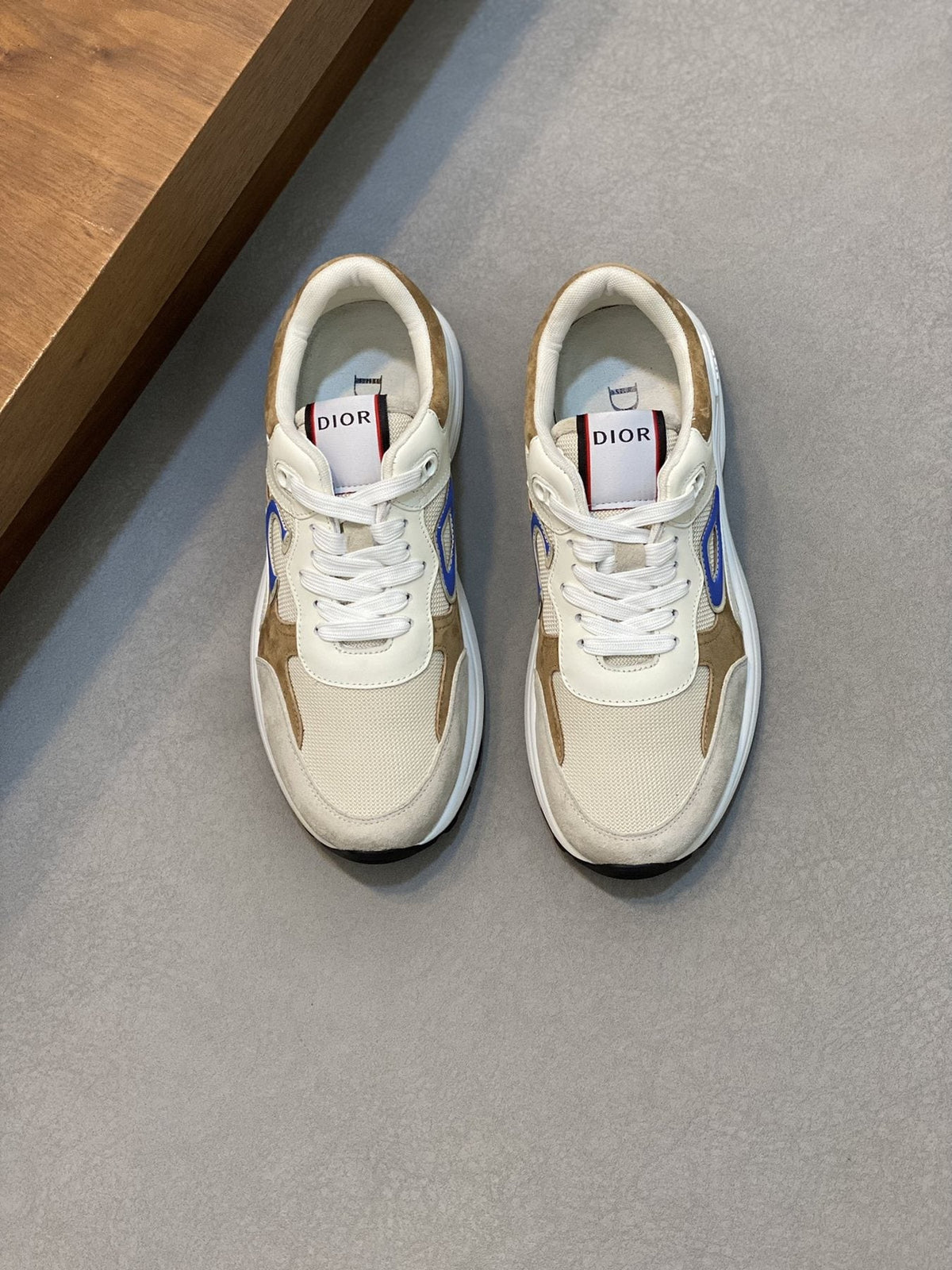 Dior Blue Accent Low-Top Sneakers — front