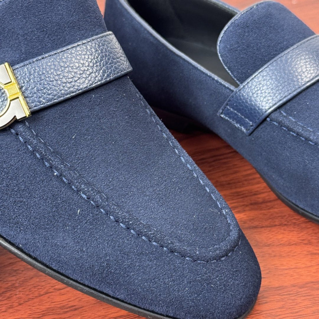 Ferragamo Gancini Buckle Men's Loafers — detail