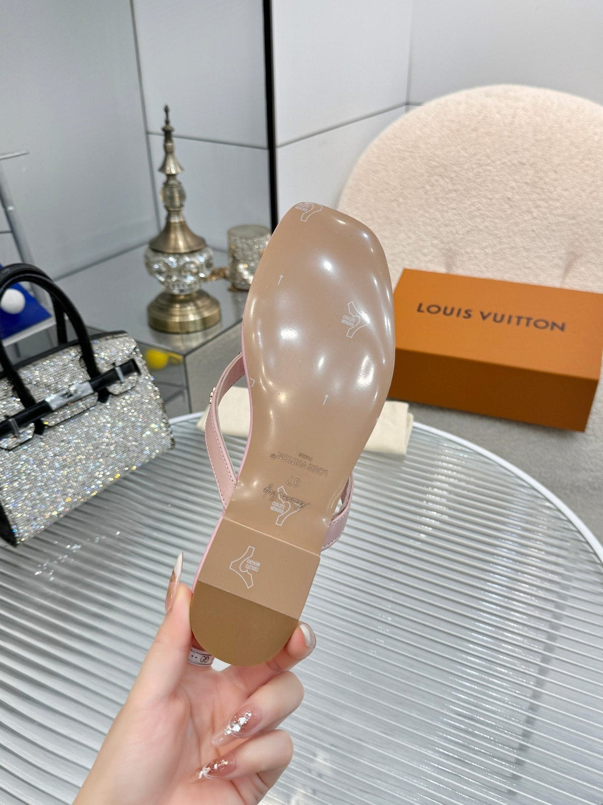 Louis Vuitton Metal-Detail Thong Sandals — back