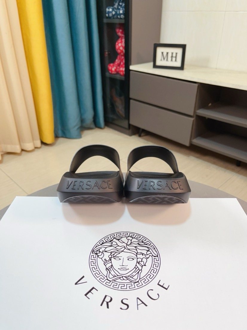 微商相册测试鞋子-Versace Baroque Print Slide Sandals — back