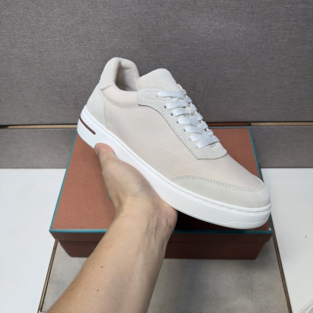 Men's Textured Panel Sneakers — model