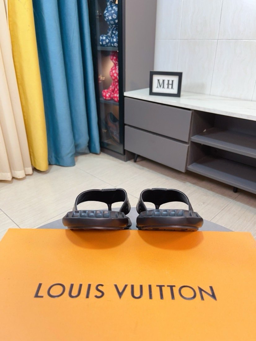 Louis Vuitton Brown Strap Thong Sandals — front